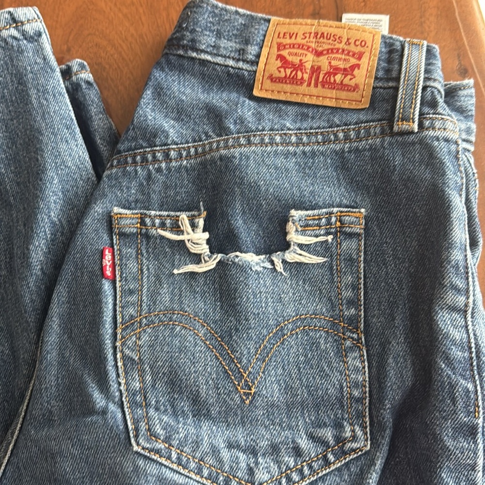Levi's Blue Men's Jeans - Picture 2 of 3